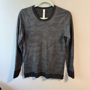 Lululemon Gray Camo Perforated Pullover